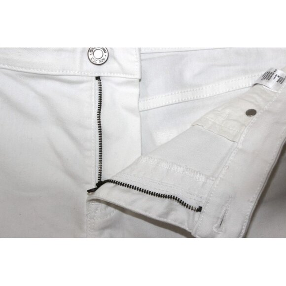 nwot GAP Sexy Boyfriend Cuffed Stretch-Denim Shorts in White, Size 10 (W30) - Picture 3 of 5